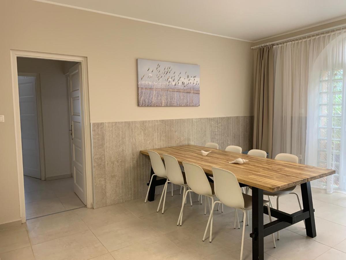 Topart Apartman I Balatonfenyves Eksteriør billede