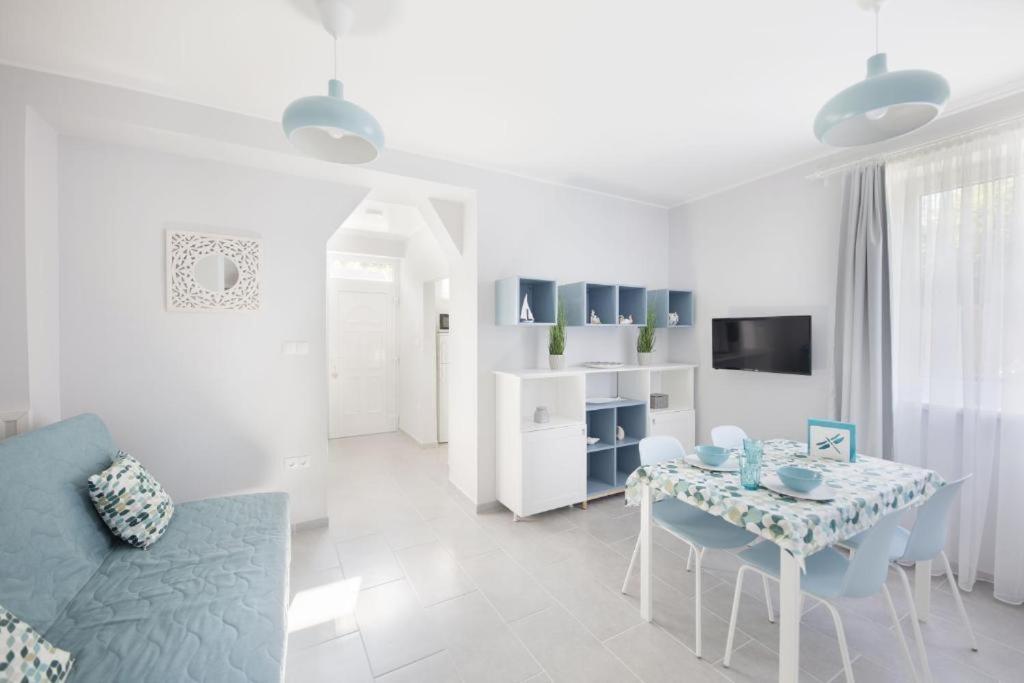 Topart Apartman I Balatonfenyves Eksteriør billede
