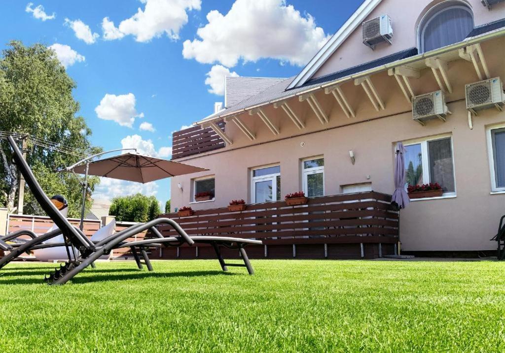 Topart Apartman I Balatonfenyves Eksteriør billede